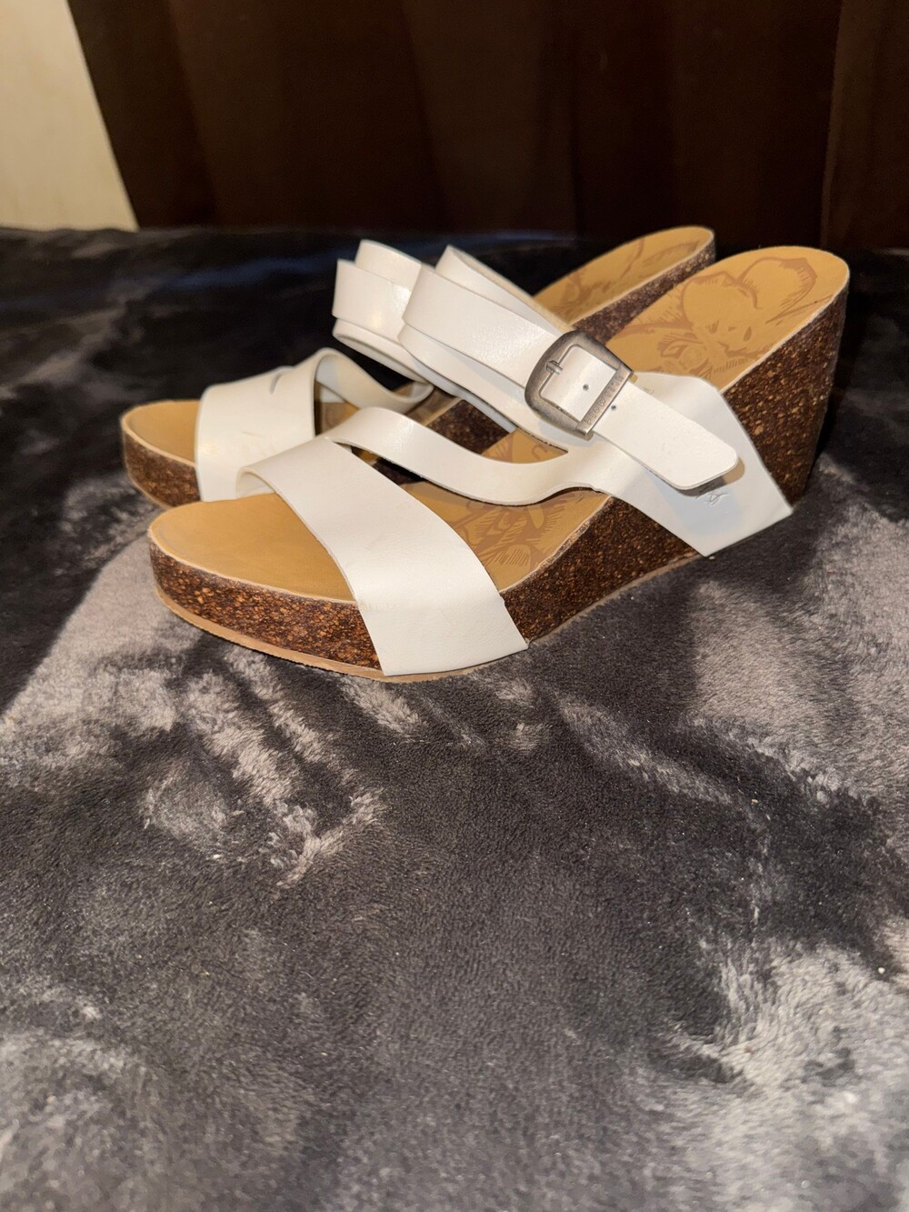 Blowfish White Cork Wedges Size 10 adjustable Buckle